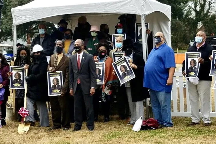 usw_-_local_8888_-_mary_jackson_ceremony_-_group_shot.jpg